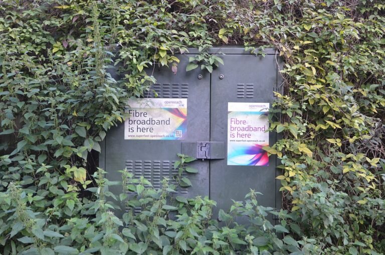 UK’s Full-Fibre Boom: 78% Coverage in 2025—but Rural Gaps Persist